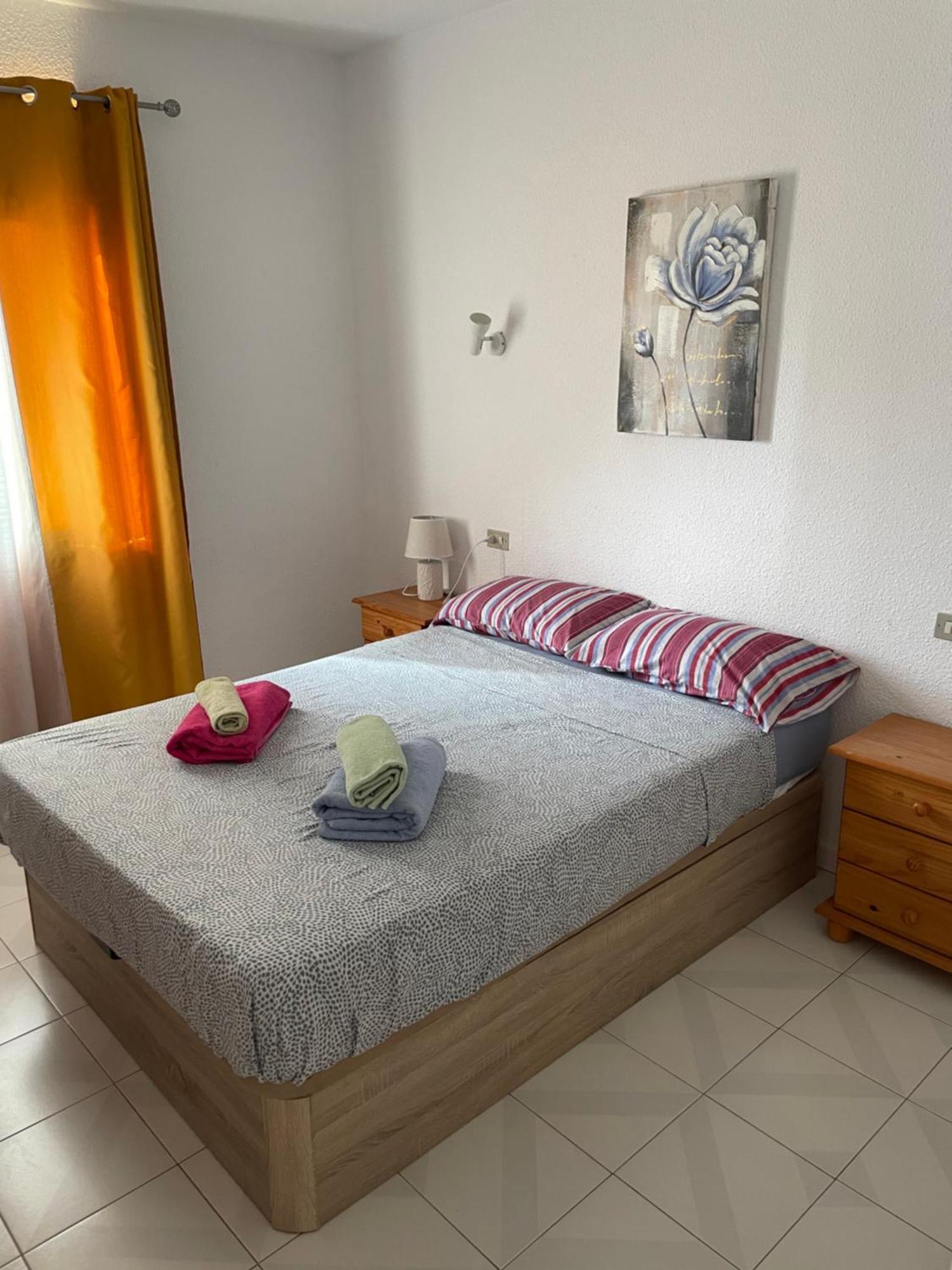 Apt Los Cristianos Beach 1 Eksteriør billede